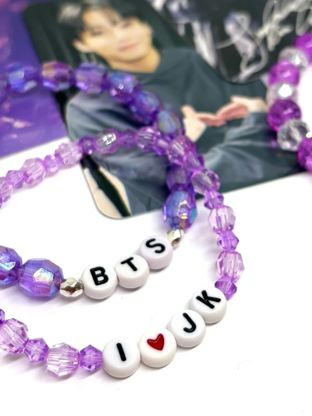 (6pcs) BTS JUNGKOOK BIAS PURPLE BRACELET AND PHOTOCARD BUNDLE